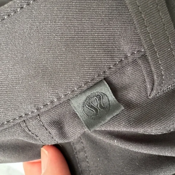 Lululemon ABC Slim-Fit 5 Pocket Pant 32"L Warpstreme - Picture 3 of 4